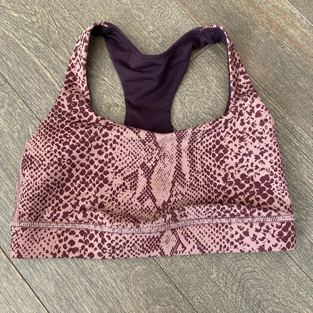Lululemon sports bra size 2